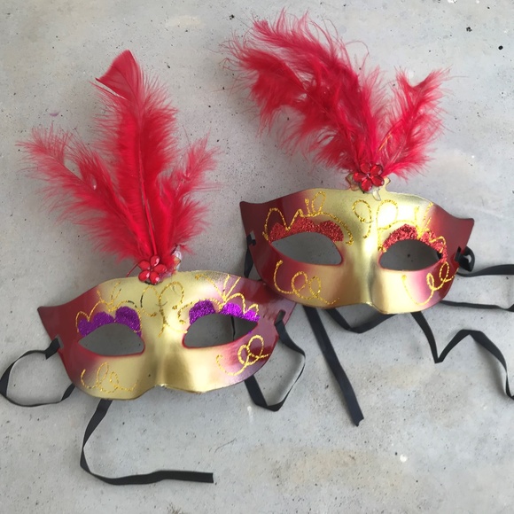 Accessories - New year Party Mask Light Up Red Feather Disco